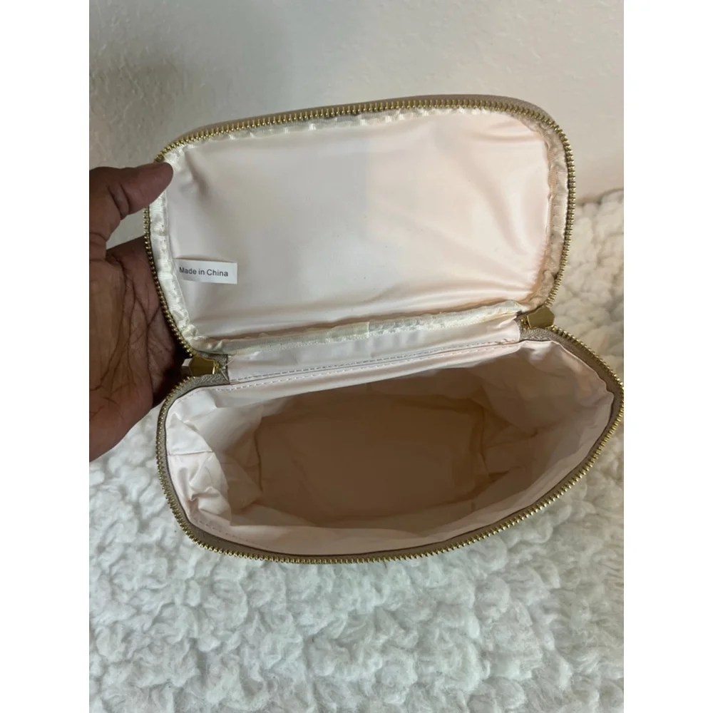Kate Spade New York Insulated Lunch Tote made of Canvas and Linen